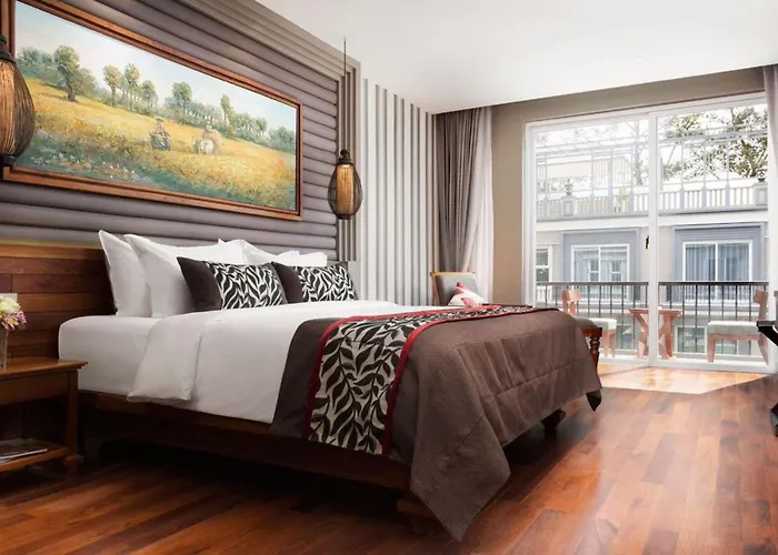 J7 Angkor 5* Siem Reap