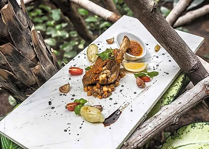 J7 Angkor 5* Siem Reap