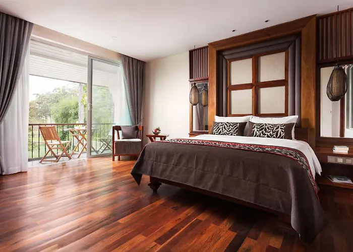 J7 Angkor 5* Siem Reap